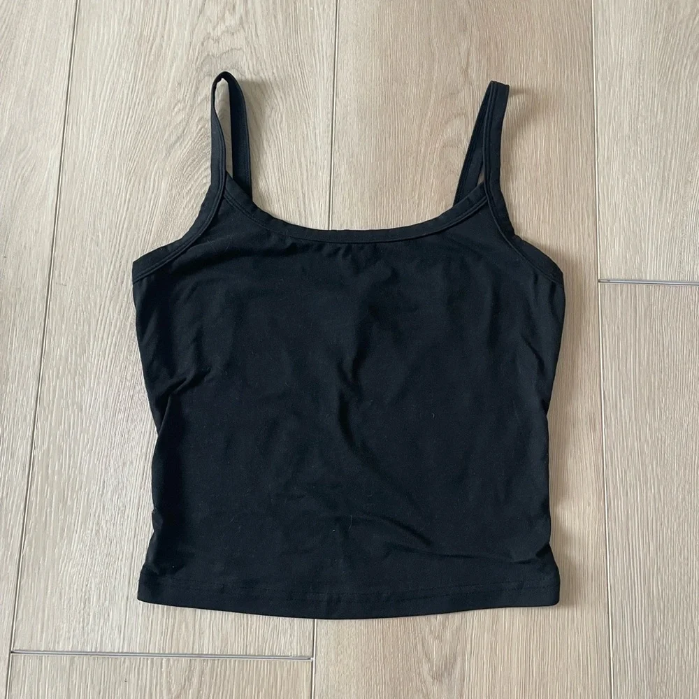 💫 black basic tank top - Picture 1 of 4
